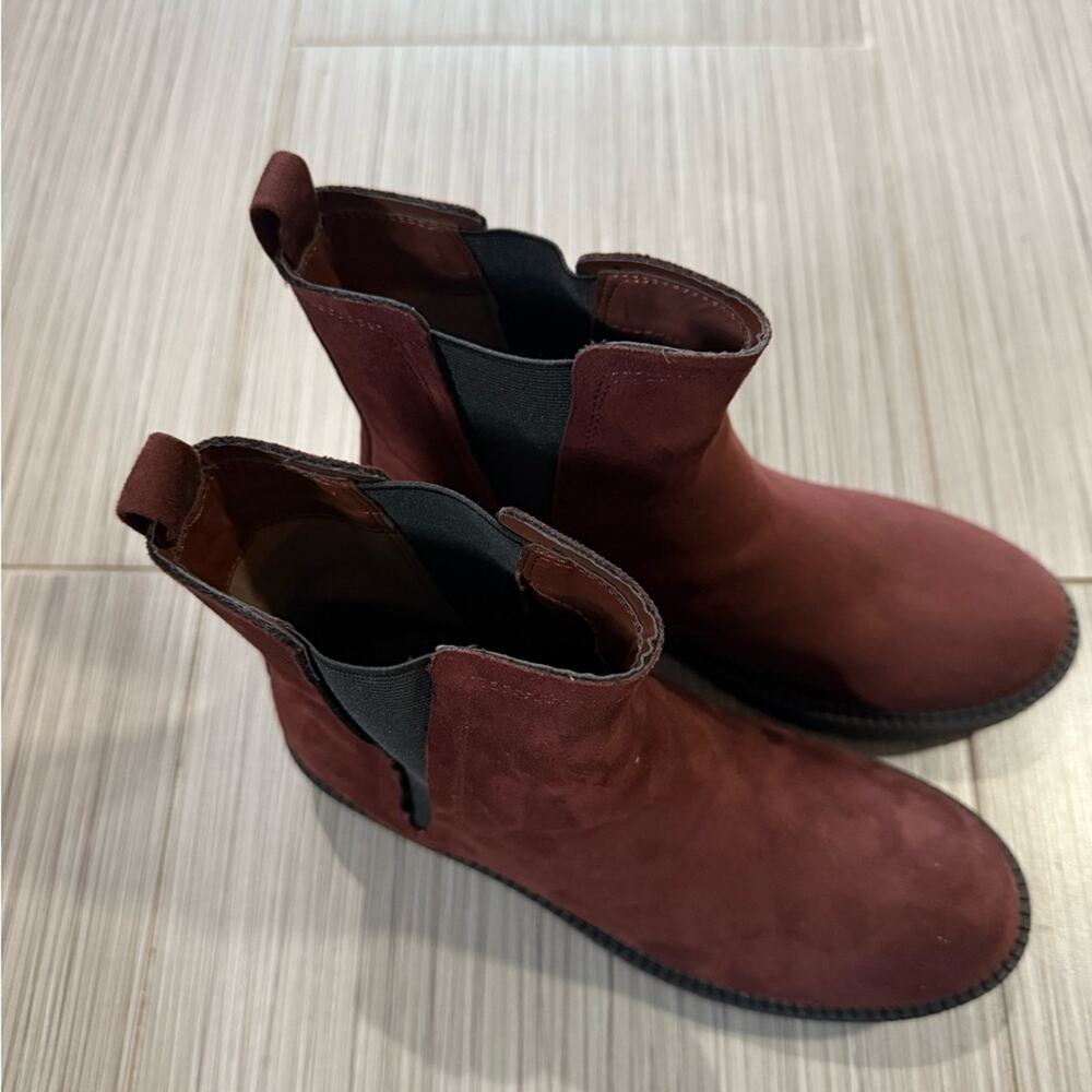 Women coffee brown suede like low ankle boots size 7 NWT - Picture 4 of 8